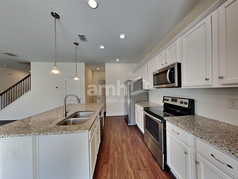 Building Photo - 4307 Reisswood Loop