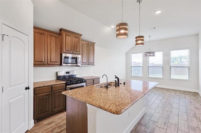 Building Photo - 3008 Bobcat Dr