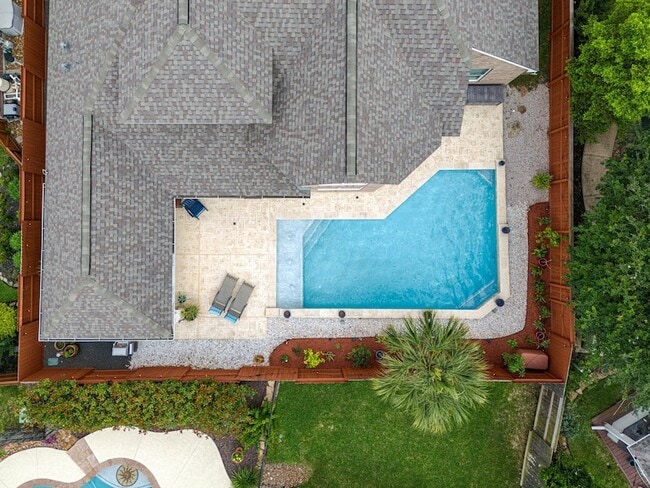 Building Photo - 5907 Ballina Canyon Ln