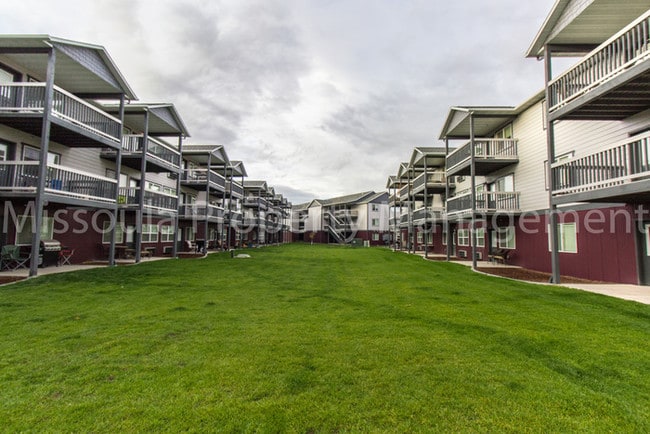 Building Photo - 3810 Mullan Rd