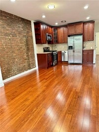 Building Photo - 446 Fountain Ave