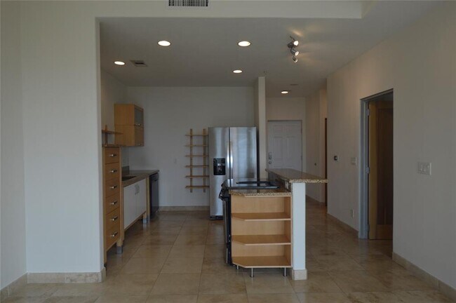 Building Photo - 9420 Seawall Blvd