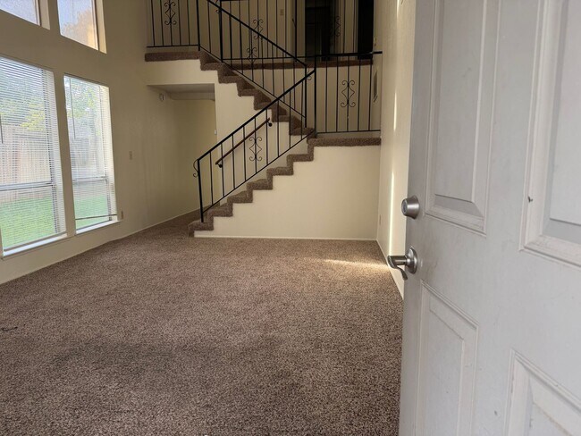 Building Photo - 1441001/60