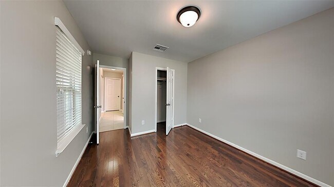 Building Photo - 21603 Palaramo Ct
