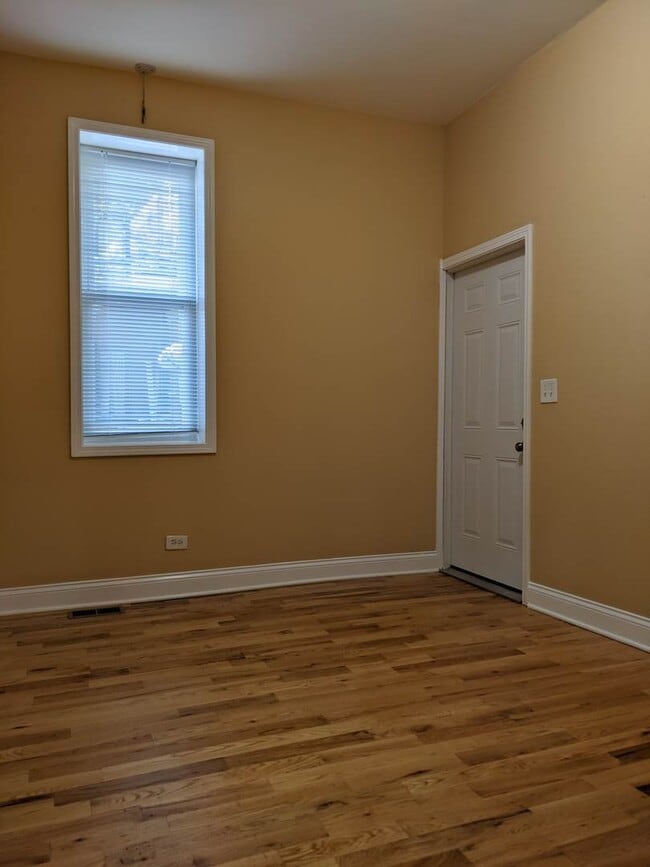 Building Photo - 712 S Aberdeen St