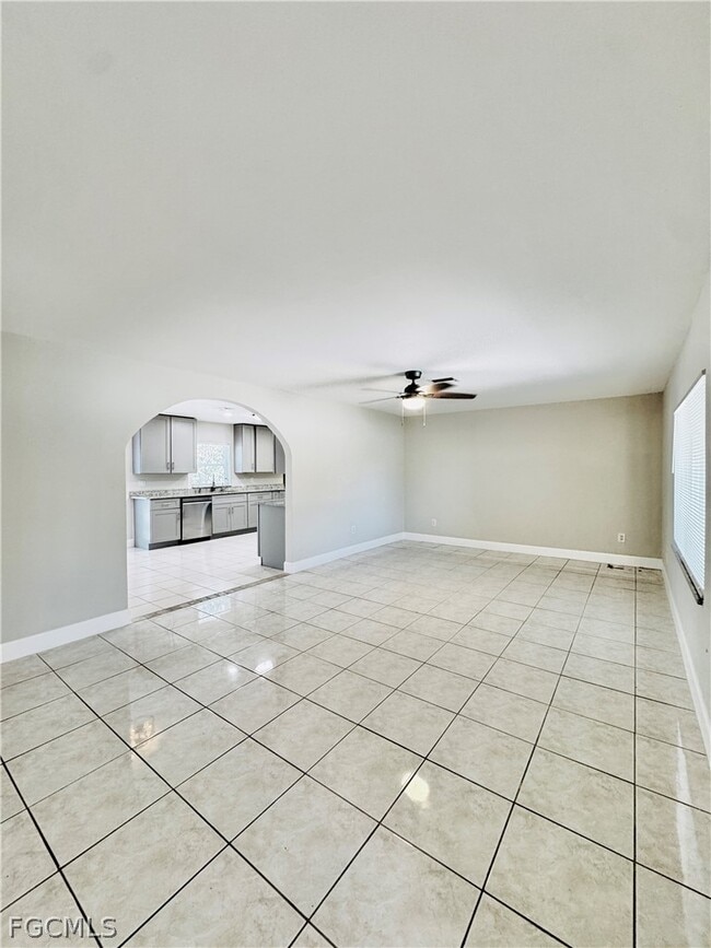 Building Photo - 5015 Lee Blvd