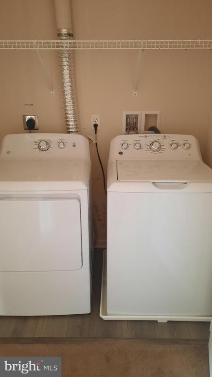 Building Photo - 930 Admiral's Quay Dr