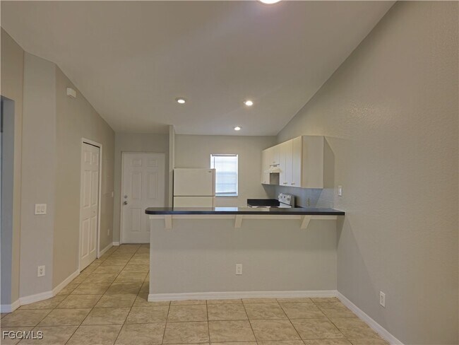 Primary Photo - 111 W 12th St