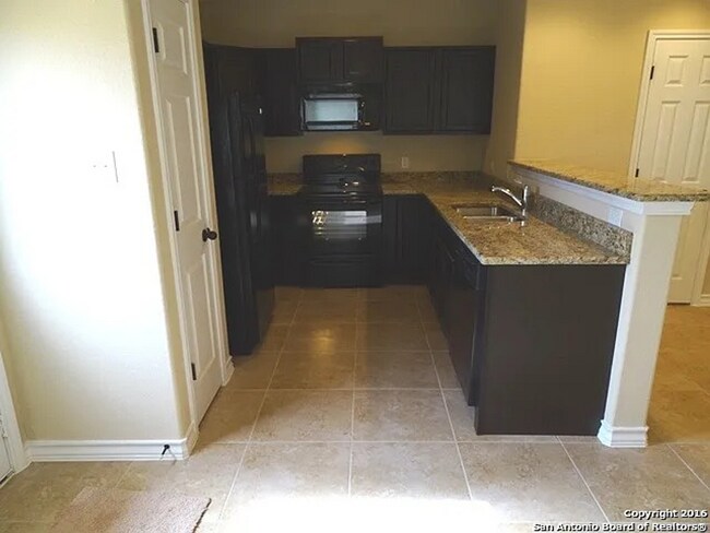 Building Photo - 7231 Golf Way