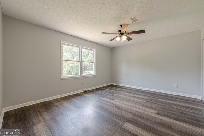 Building Photo - 5458 Winslow Crossing N