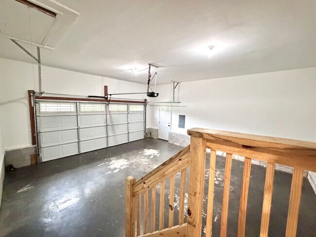 Building Photo - 1909 Needmore Rd