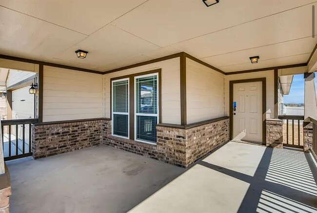 Building Photo - 18303 Bandelier Dr