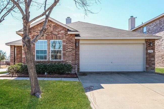 Building Photo - 506 Eisenhower Ln