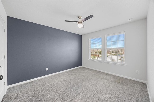 Building Photo - 6017 Pleasanton Pkwy
