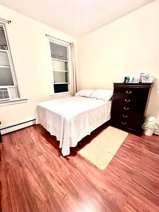 Building Photo - 278 NORTH Ave