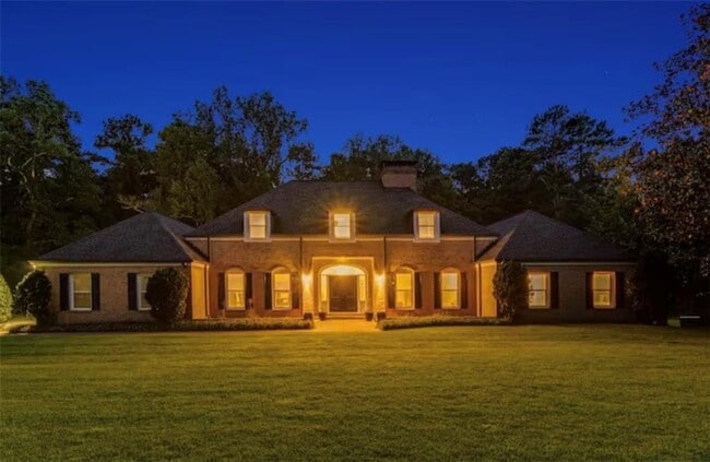 Building Photo - 6043 Giles Rd