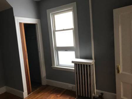 Building Photo - 128 Winthrop St