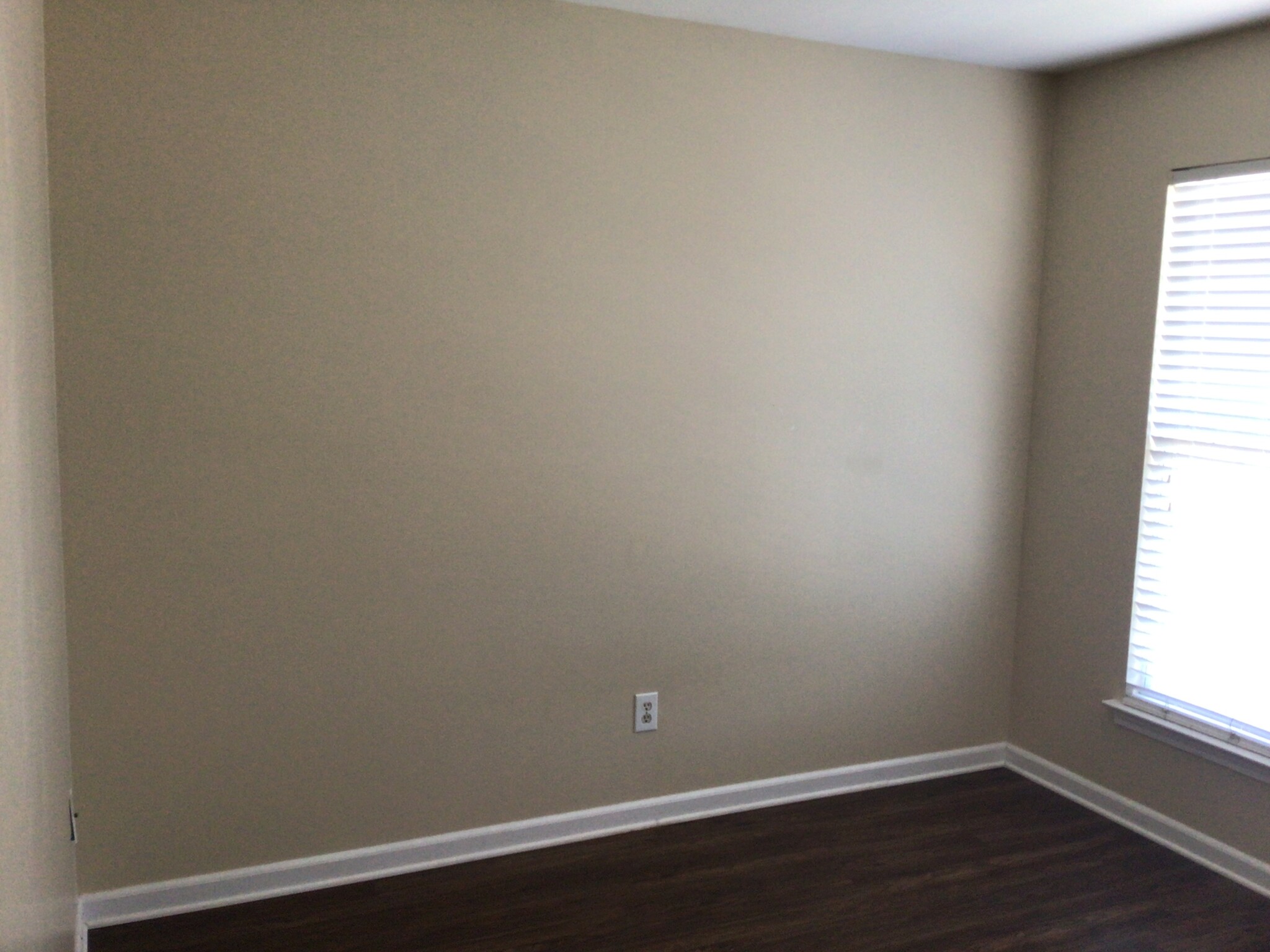 Building Photo - 7014 Honey Tree Ln