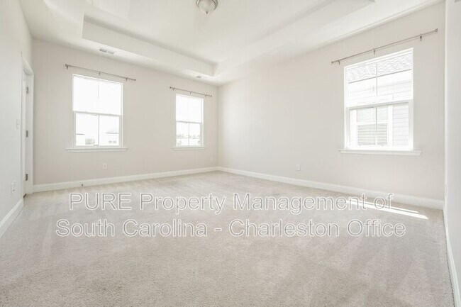 Building Photo - 117 Patterson Ave