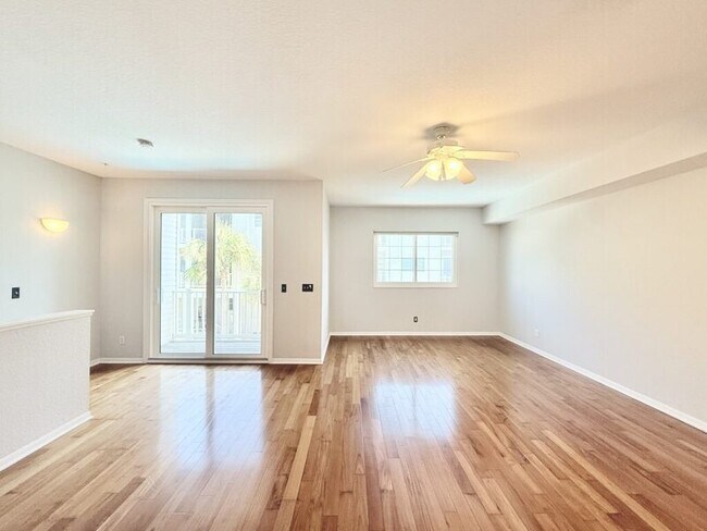 Building Photo - 15473 Gulf Blvd