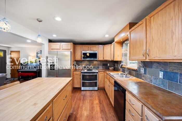 Building Photo - 2605 Reed Ct