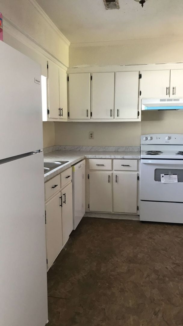 Building Photo - 109 Baysden Dr