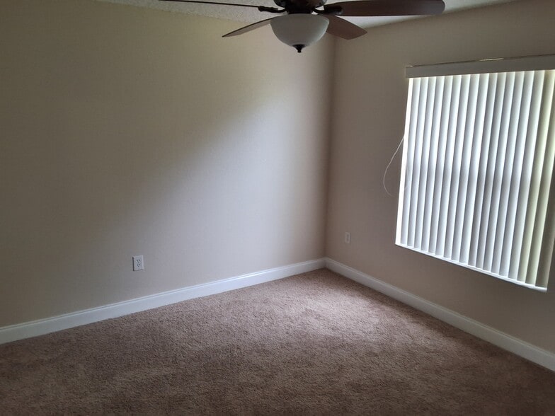 Building Photo - 4401 Sweet Maple Ln