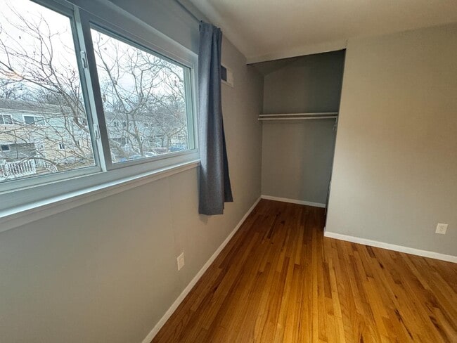 Building Photo - 255 N Michigan St