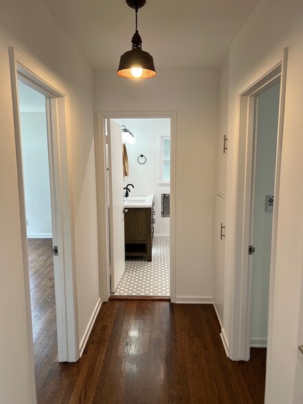 Hallway - 1606 Westerly Ter