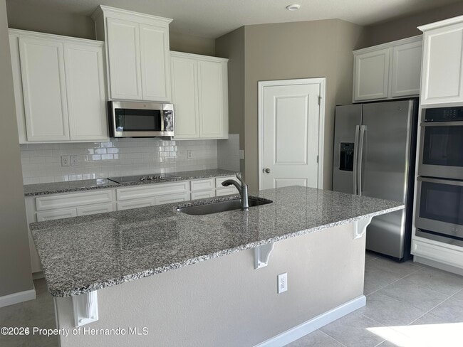 Building Photo - 19052 Pebble Wood Ln