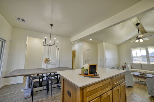 Building Photo - Brand New Home in Washington!