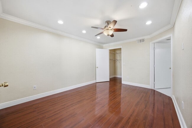 Building Photo - 2207 Antigua Pl