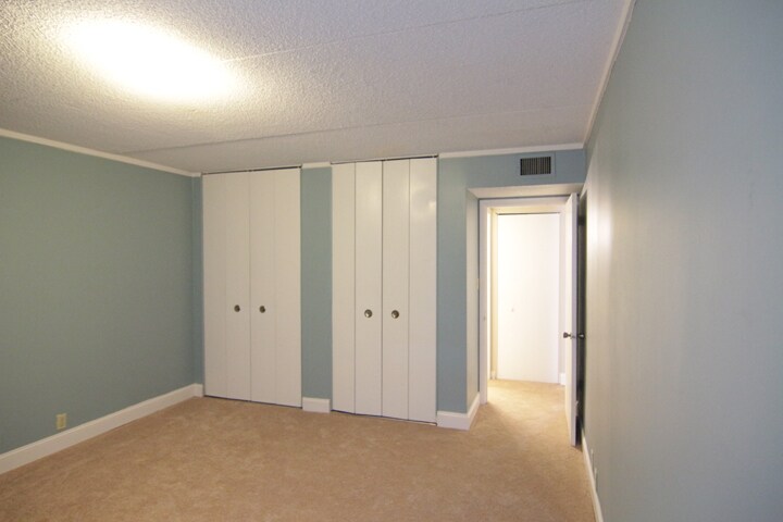 closets - 8530 Brasilia Ct