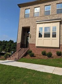 Building Photo - Modern 3BR House  minutes to Woodstock dow...