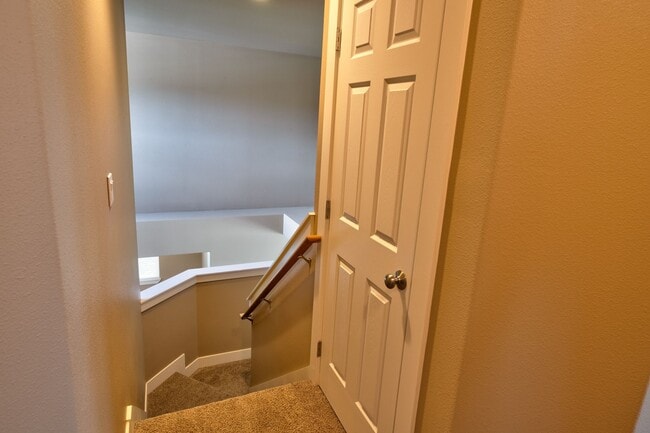 Building Photo - 61167 Cone Flower St