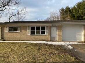 Building Photo - 2br/1bath duplex in Stevensville