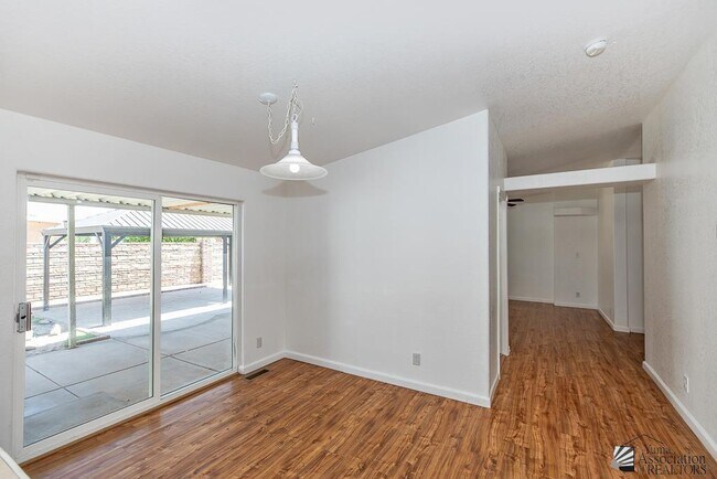 Building Photo - 10439 E 37th St