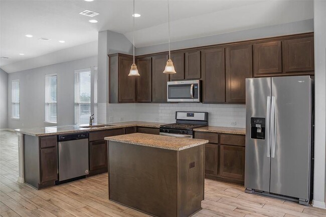 Building Photo - 925 Centerra Hills Cir