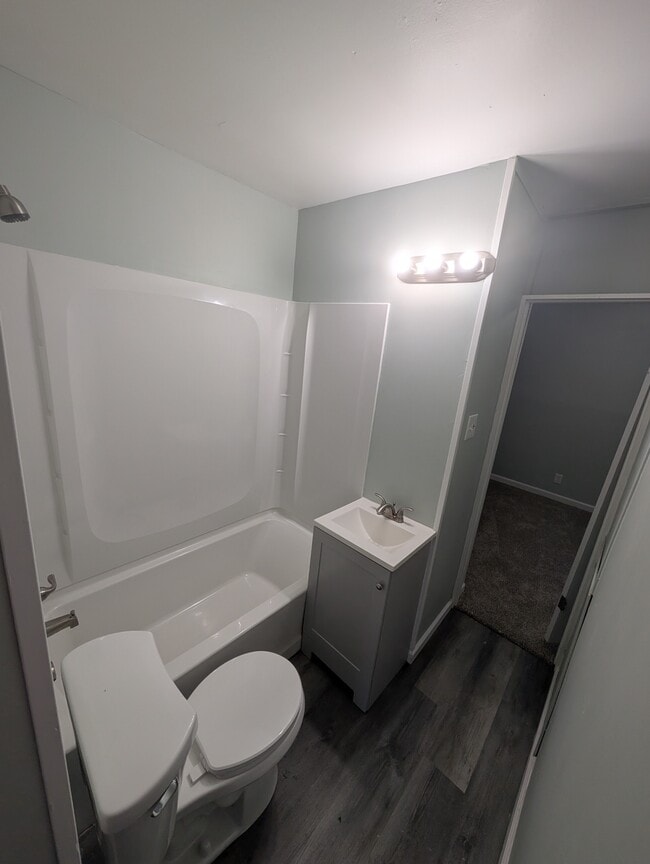 Building Photo - 2511 SW Buchanan St