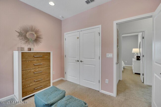 Building Photo - 49 Stargaze Ln