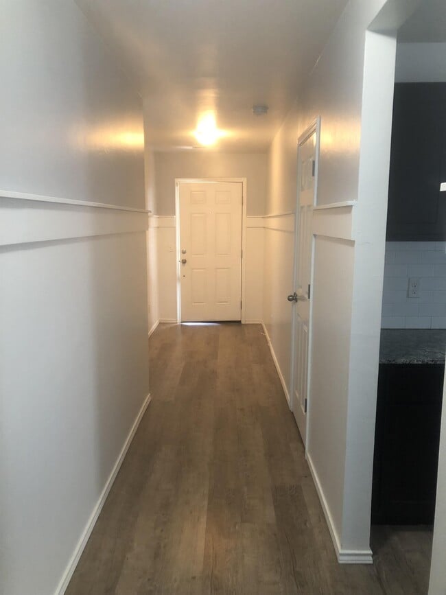 Building Photo - 3400 SE 94th St