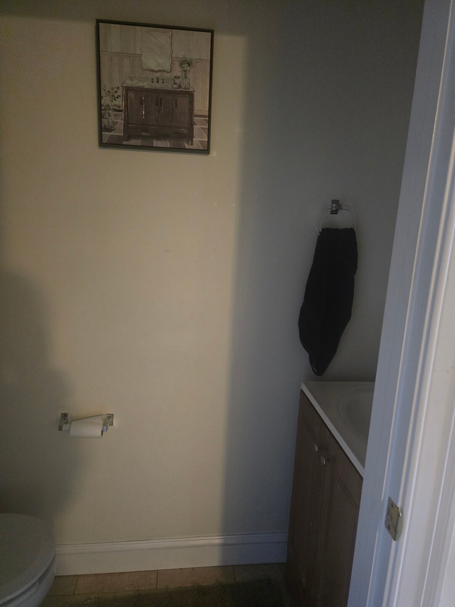 Half bathroom - 450 Orchard St