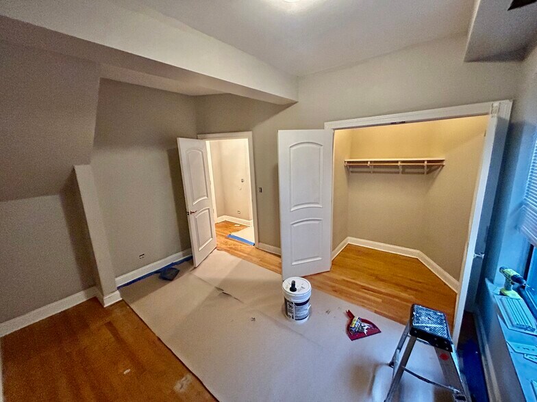 Building Photo - 1140 E Marquette Rd