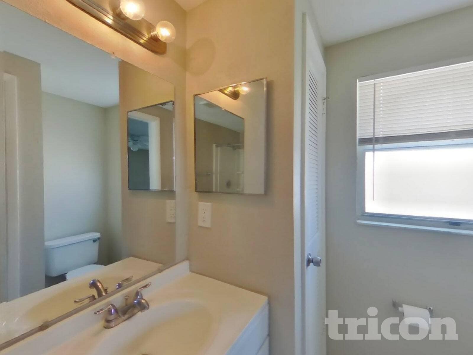 Building Photo - 10108 Hickory Hollow Ct