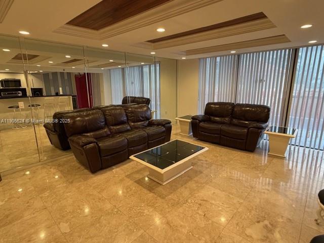 Building Photo - 210 174th St