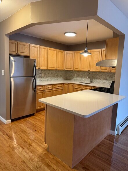 Building Photo - 7026 57th Dr