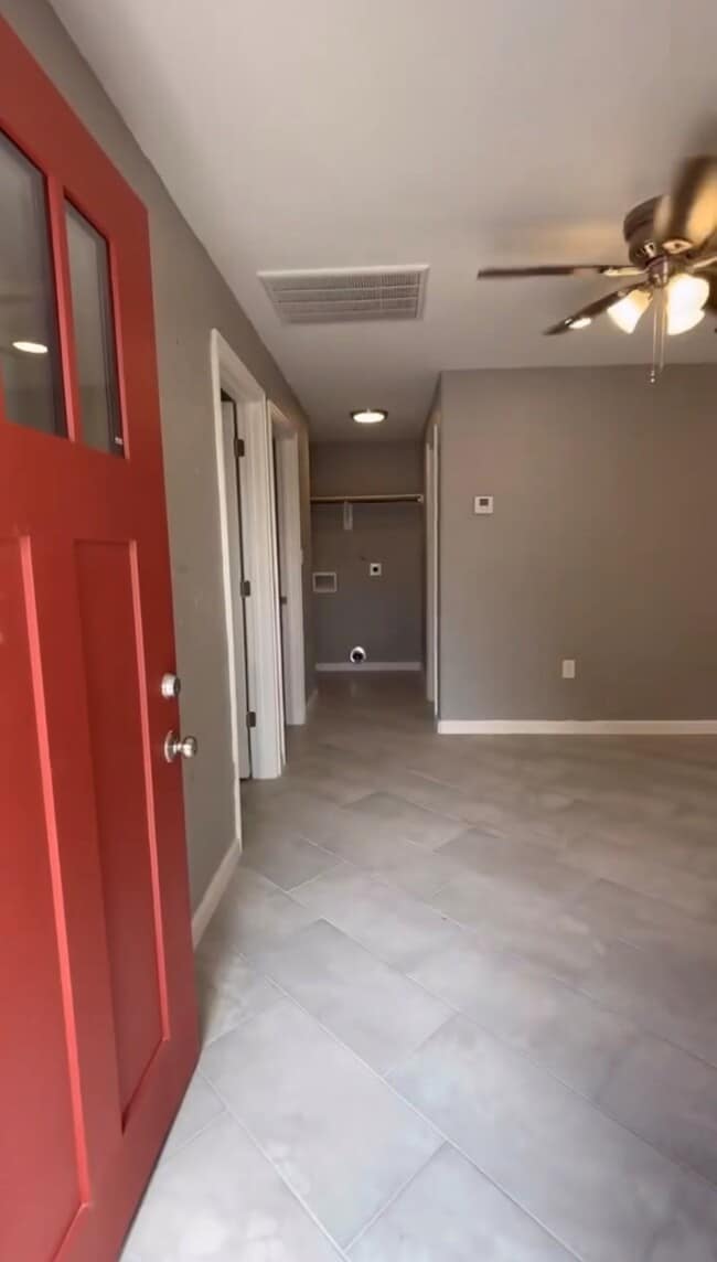 Building Photo - 204 Forrest Trail