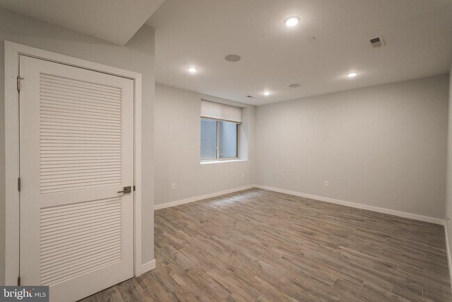 Building Photo - 1524 N 8th St