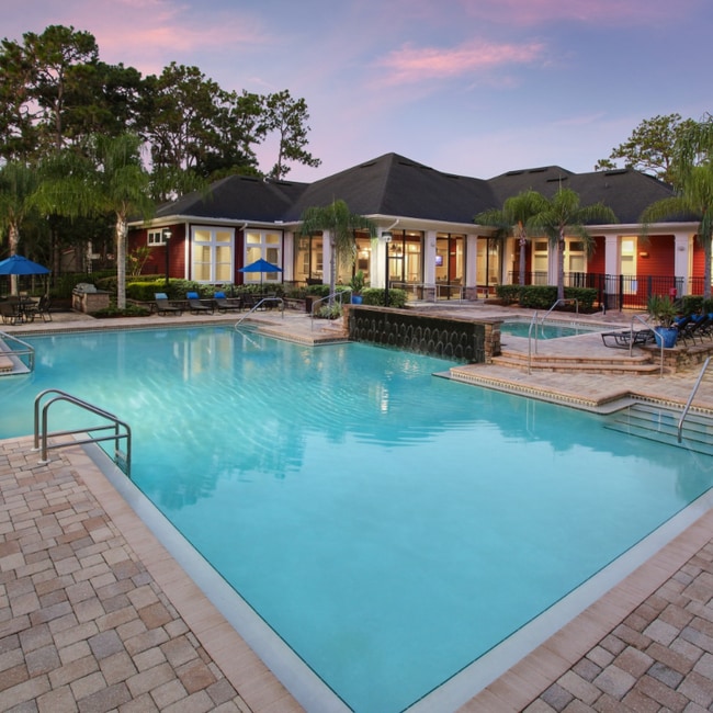 Building Photo - 2125 Sweetbroom Cir