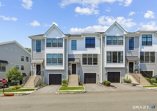Building Photo - 21 Brentwood Cir